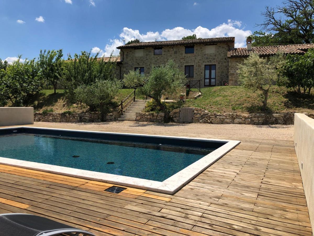 Agriturismo Sant'Angelo Holiday Farm Gualdo Cattaneo Exterior foto
